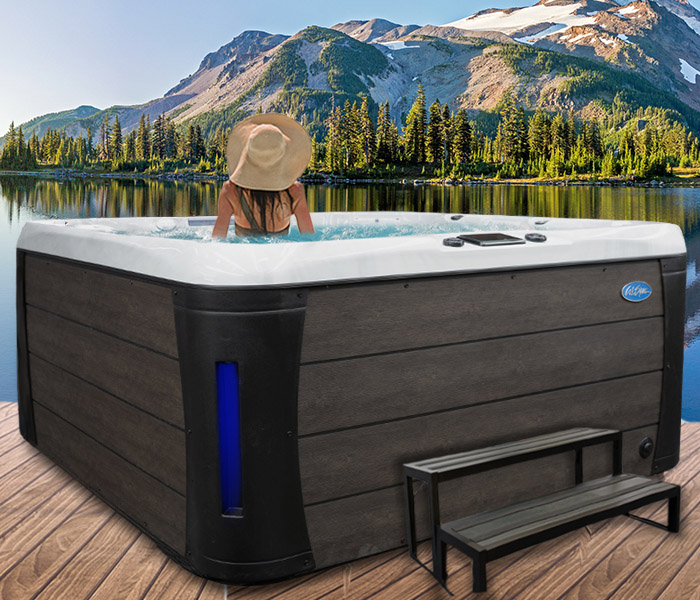 Calspas hot tub being used in a family setting - hot tubs spas for sale Mukilteo
